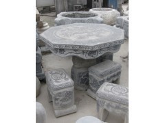 艺术与自然的交融 石桌椅雕塑工艺的设计之美